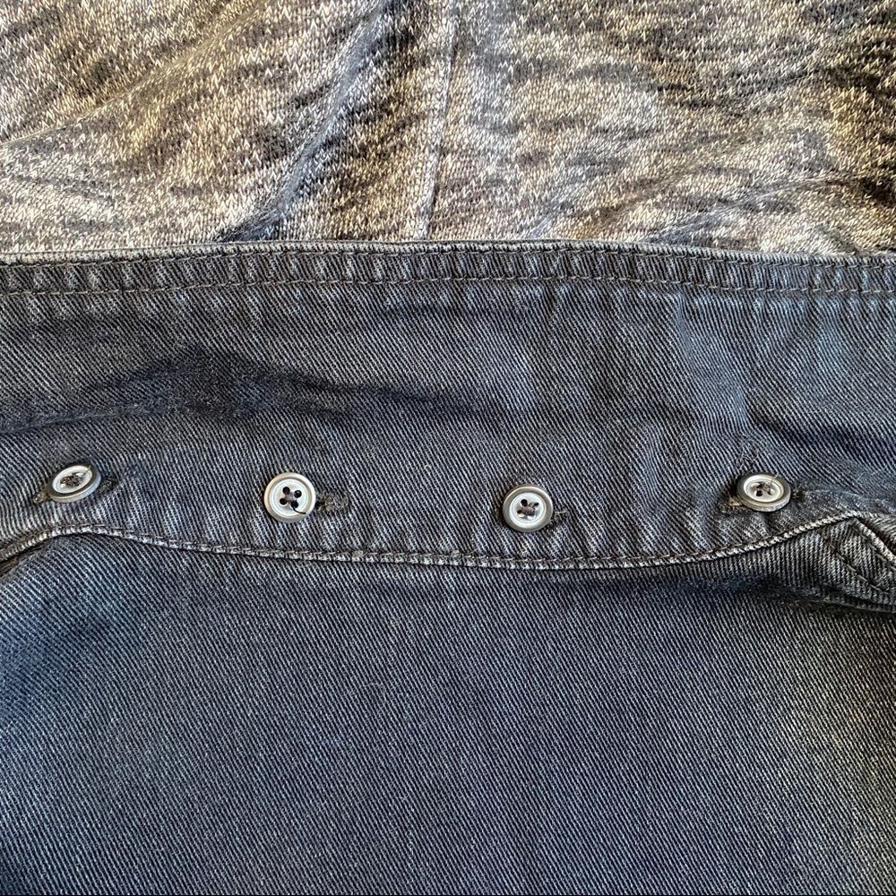Free People Distressed Denim Jacket Size M - Picture 6 of 15